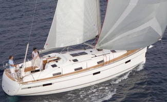 CharterBavaria36_03